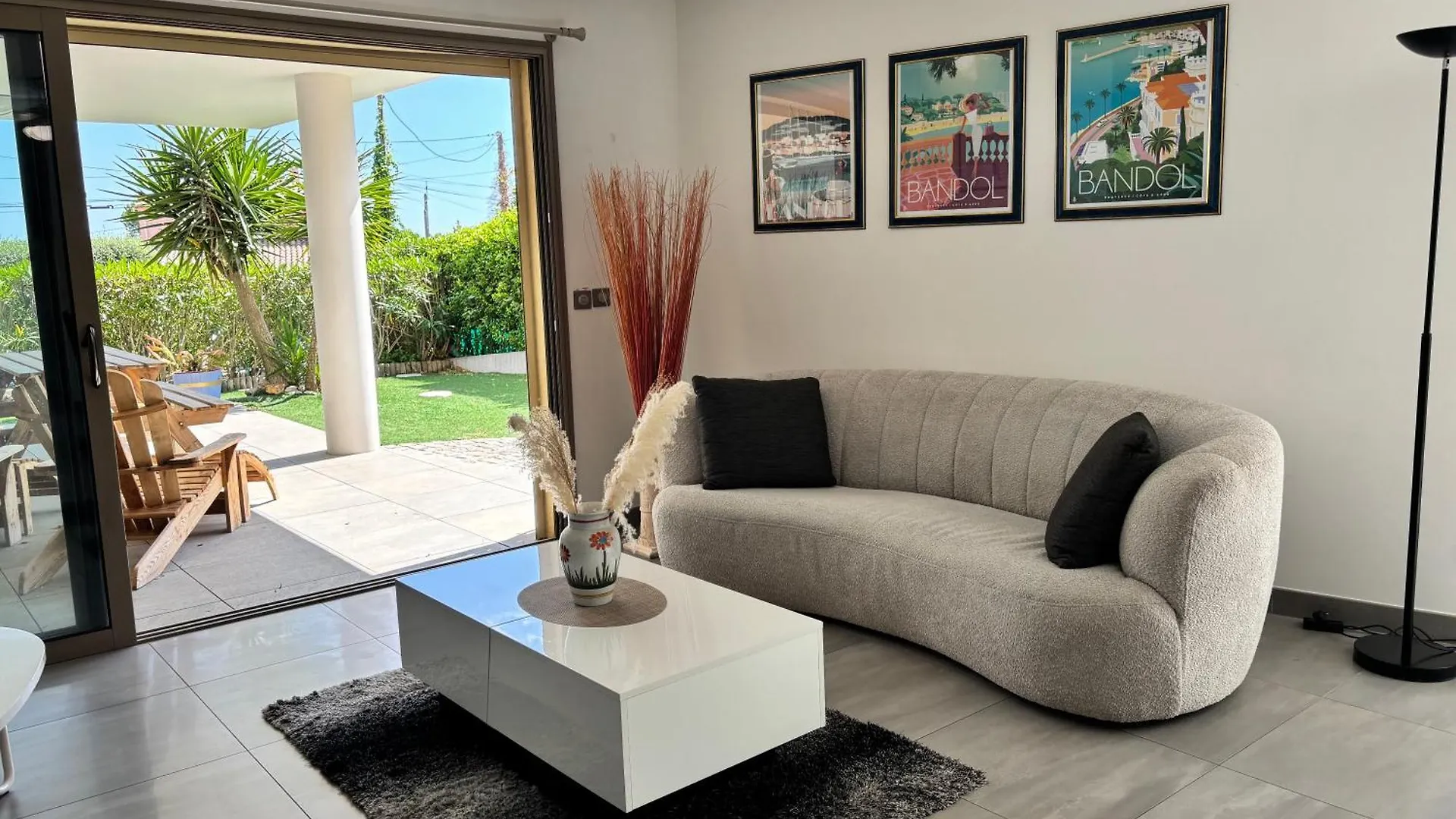 Appartement New Le Farniente à Bandol 0*,  France